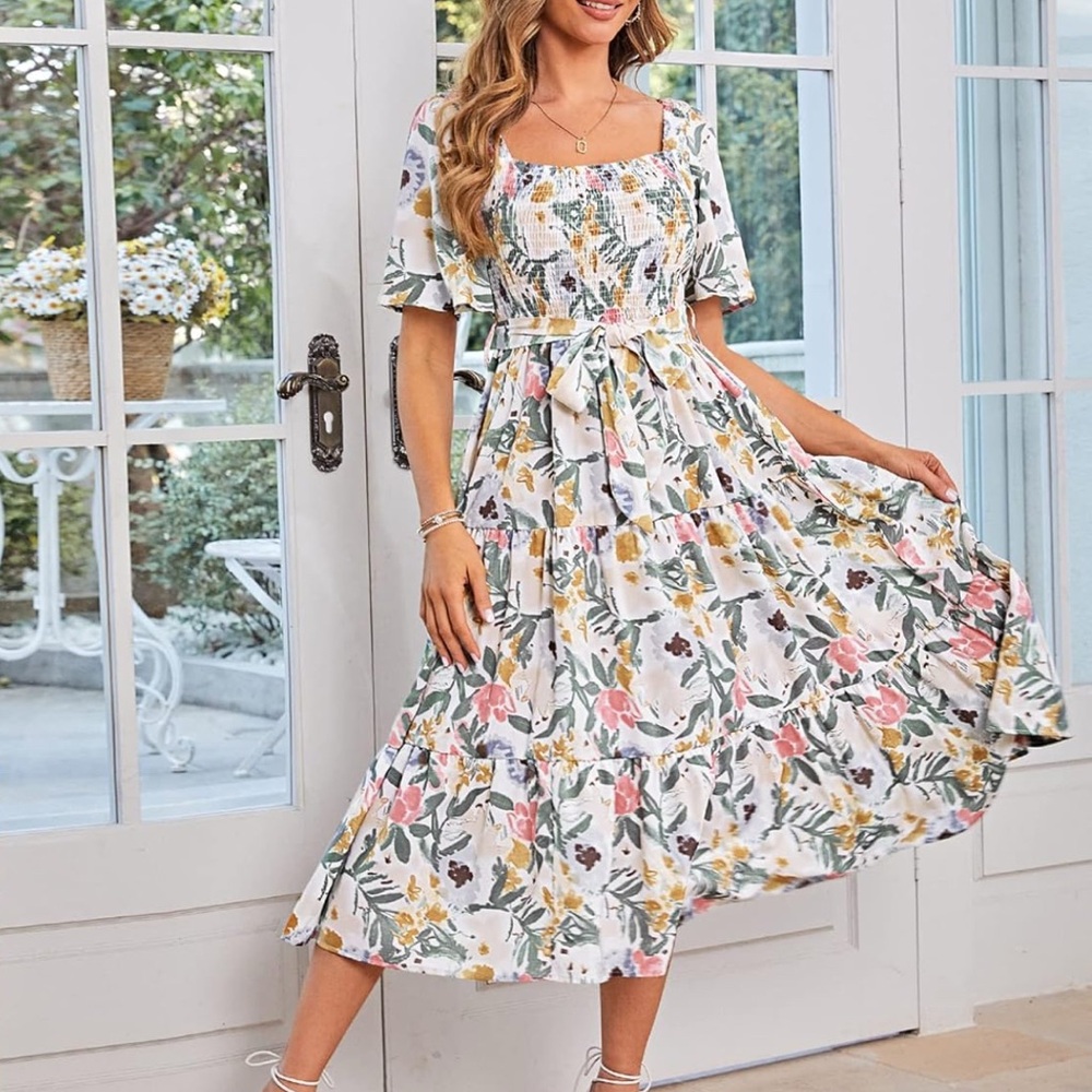 Boho Floral Square Neck Midi Dress with short sleeves